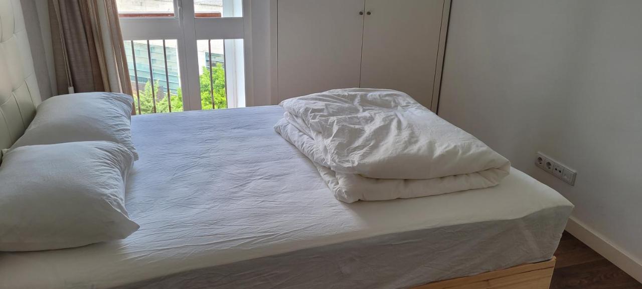 Comfy Room Near Metro ลิสบอน ภายนอก รูปภาพ